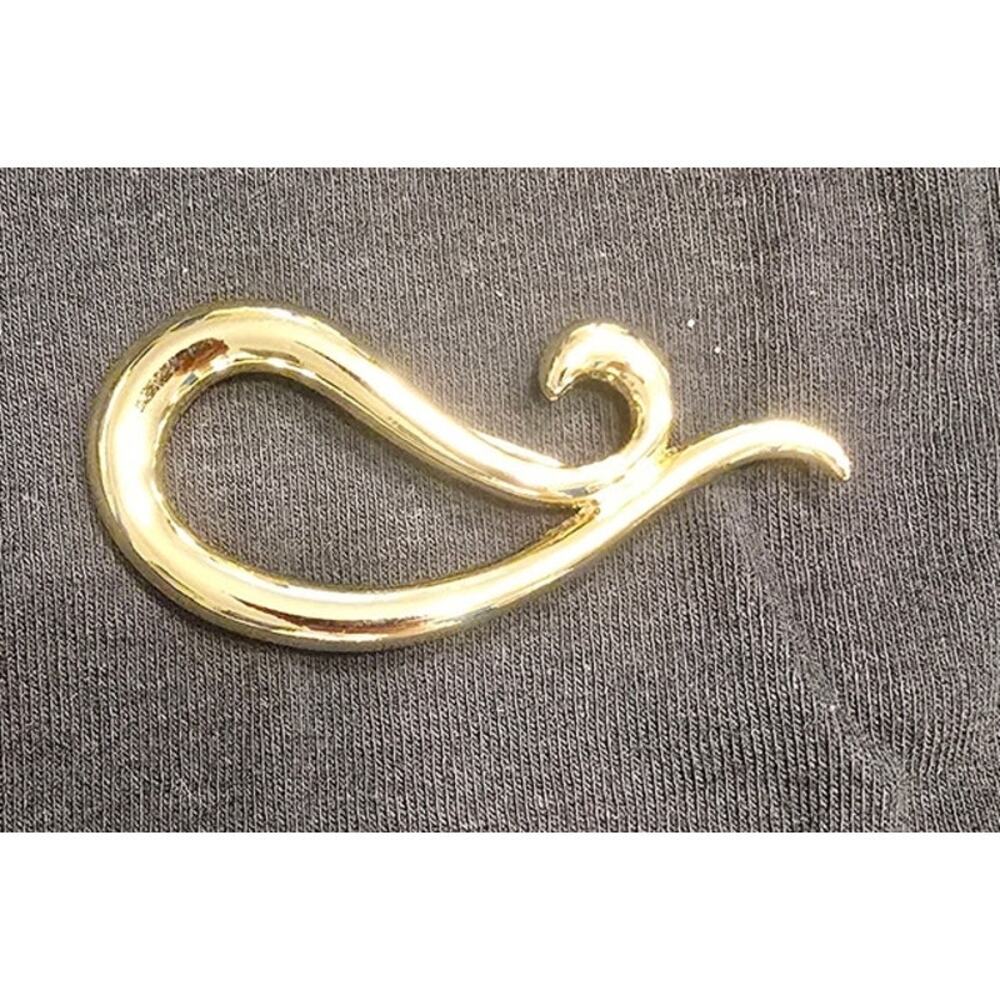 Vintage Swirl Brooch Gold Tone